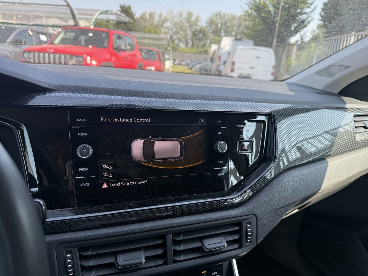 Volkswagen Polo 1.0 tsi Life 95cv dsg (17)