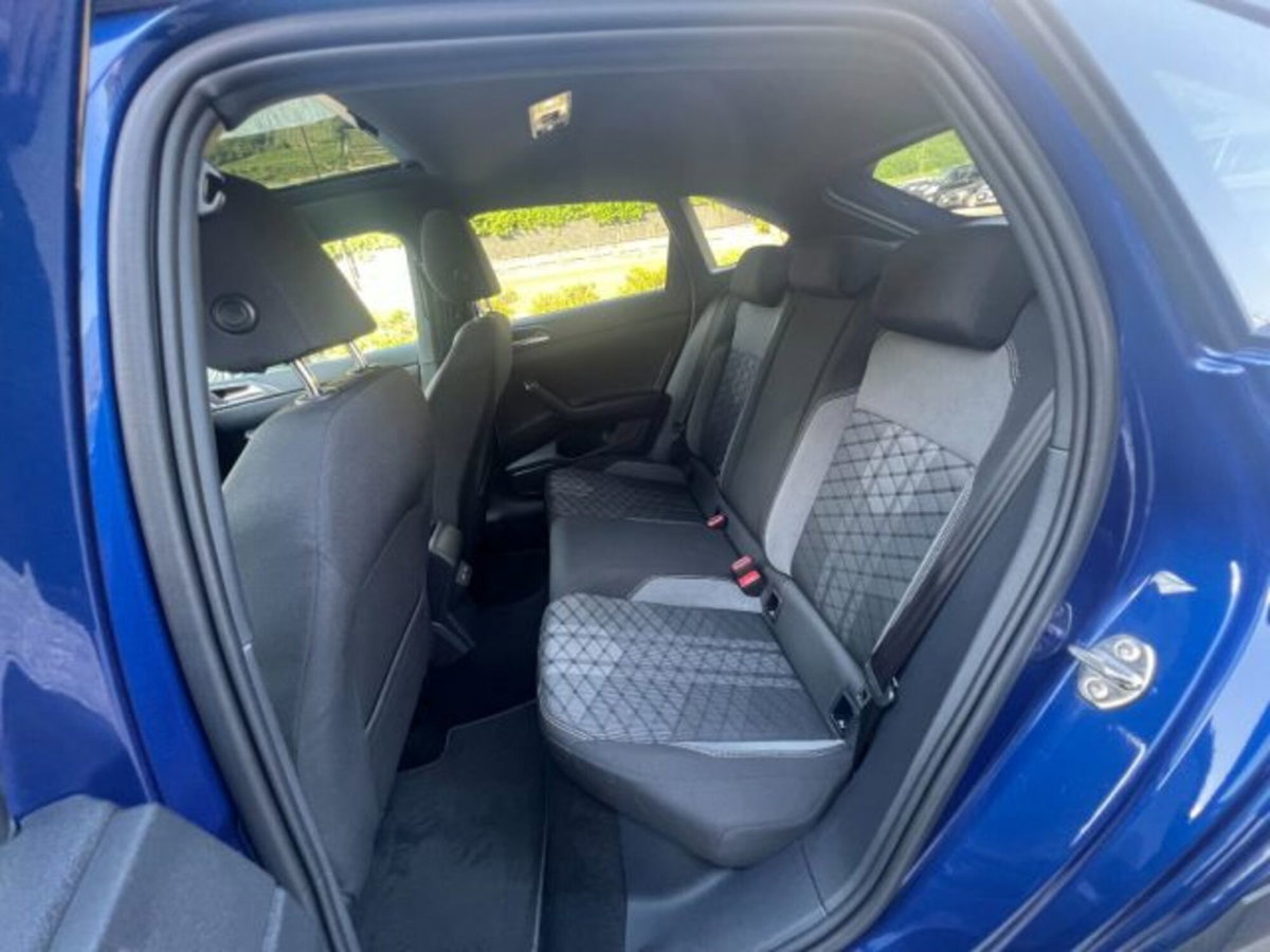 Volkswagen Taigo 1.0 tsi R-Line 115cv dsg (10)