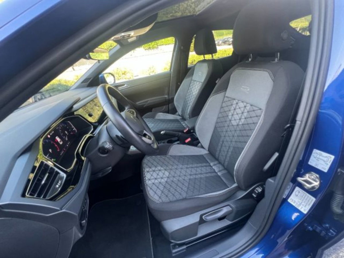 Volkswagen Taigo 1.0 tsi R-Line 115cv dsg (9)