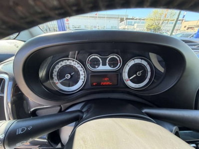 Fiat 500L Living 1.6 Multijet 105 CV Lounge (9)