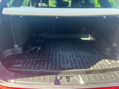 Jaguar F-Pace 3.0 D V6 300 CV AWD aut. Prestige (4)