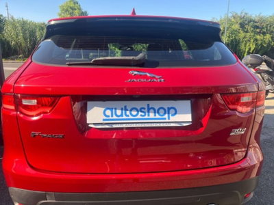 Jaguar F-Pace 3.0 D V6 300 CV AWD aut. Prestige (5)