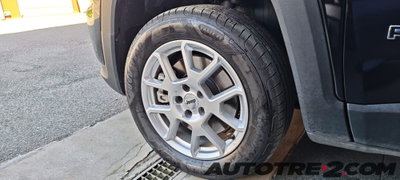 Jeep Renegade 1.3 T4 190CV PHEV 4xe AT6 Limited (4)