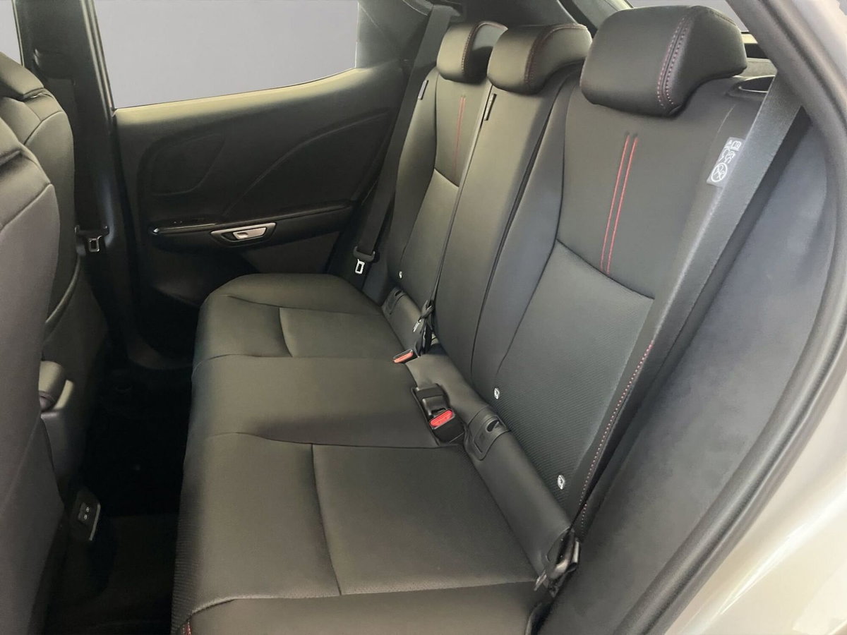 Lexus LBX 1.5 hybrid Elegant 2wd (14)