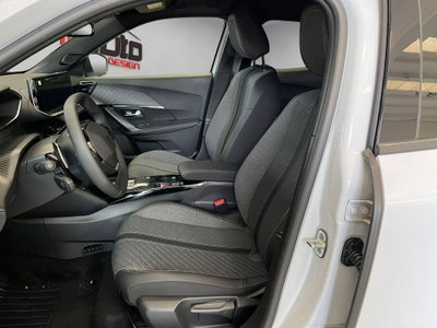 Peugeot 2008 1.2 hybrid Allure 145cv e-dcs6 (8)