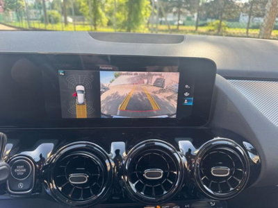 Mercedes-Benz GLA SUV 180 d Automatic Business (14)