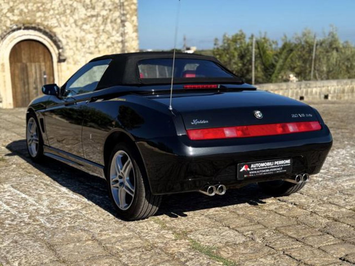 Alfa Romeo Spider 3.0i V6 24V cat L (12)