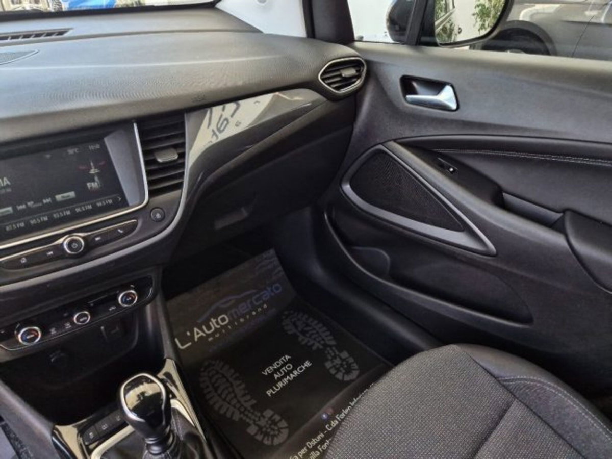 Opel Crossland 1.5 ECOTEC D 110 CV Start&Stop Elegance (12)