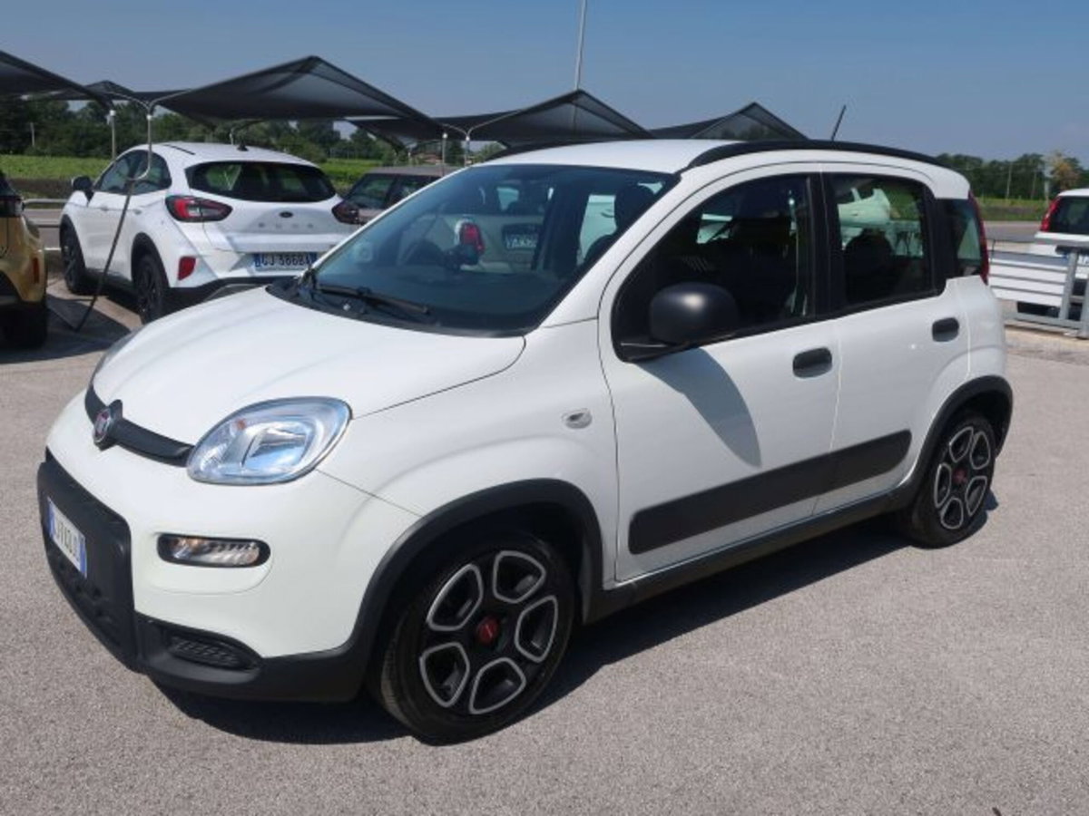 Fiat Panda 1.0 firefly hybrid s&s 70cv 5p.ti