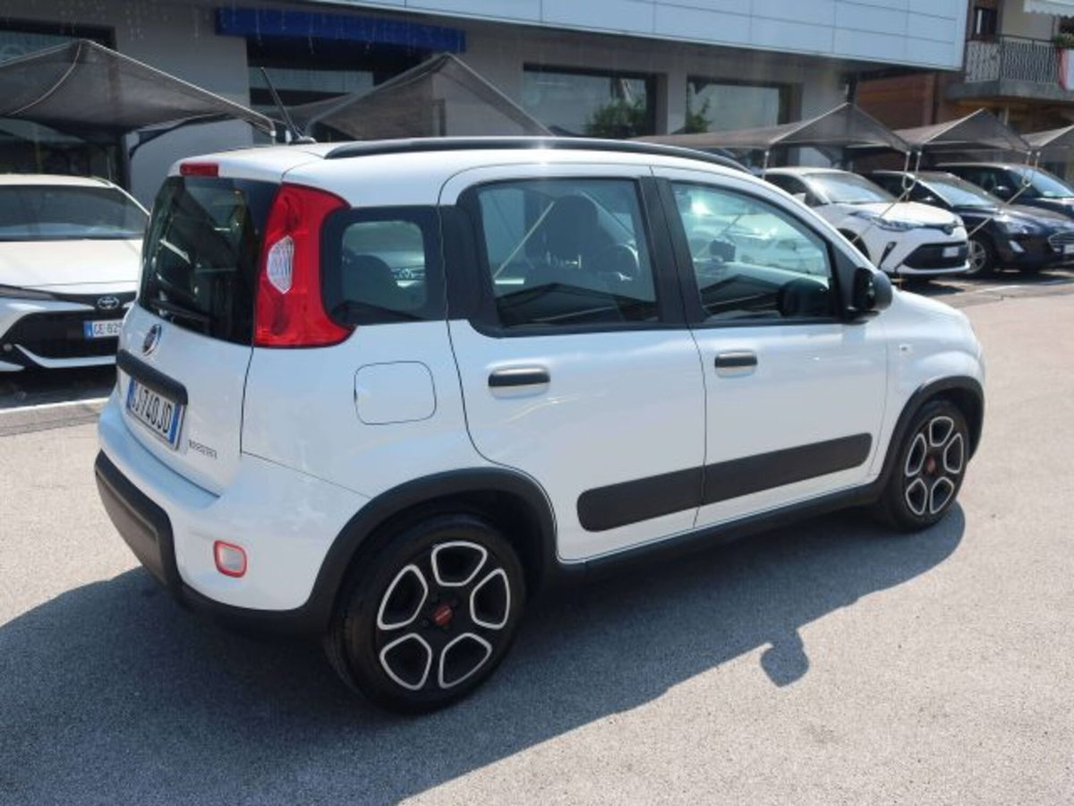Fiat Panda 1.0 firefly hybrid s&s 70cv 5p.ti (11)