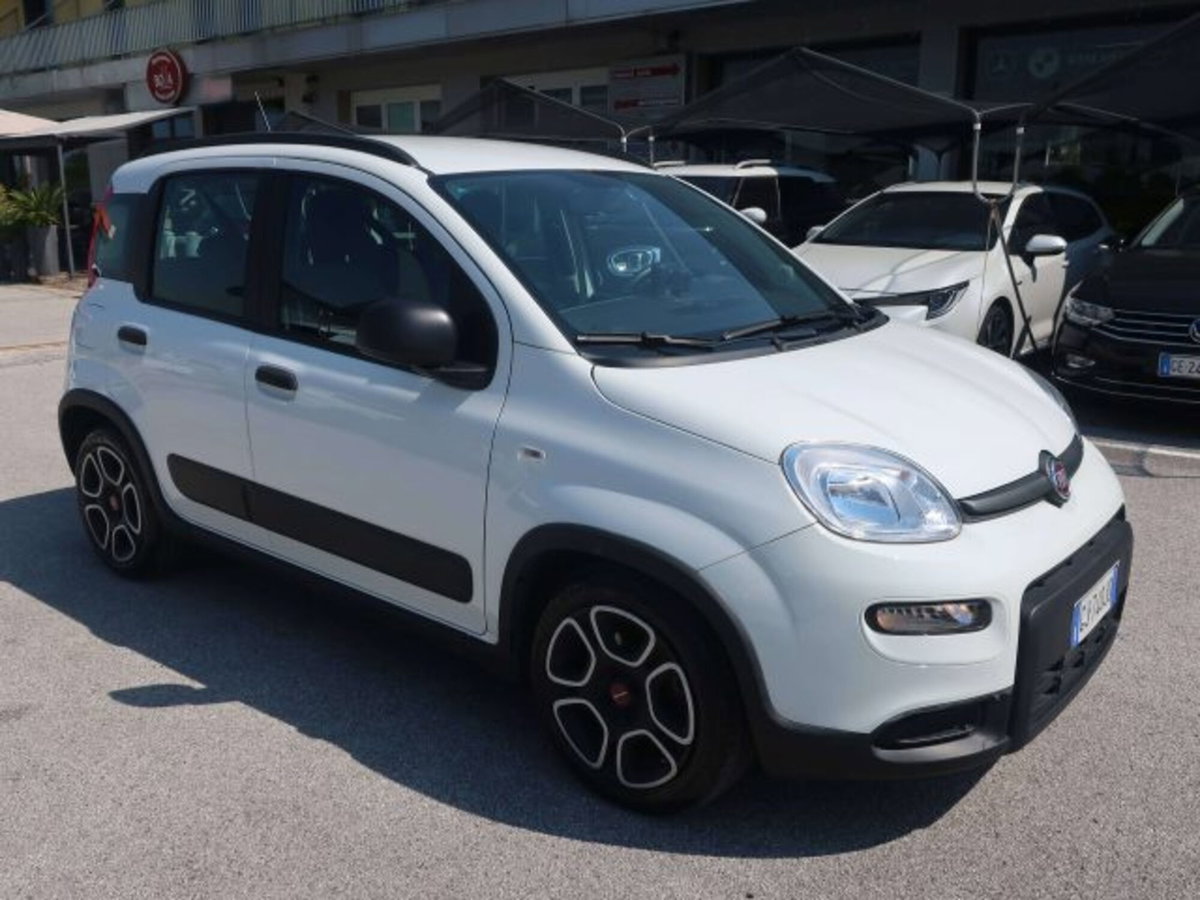 Fiat Panda 1.0 firefly hybrid s&s 70cv 5p.ti (2)