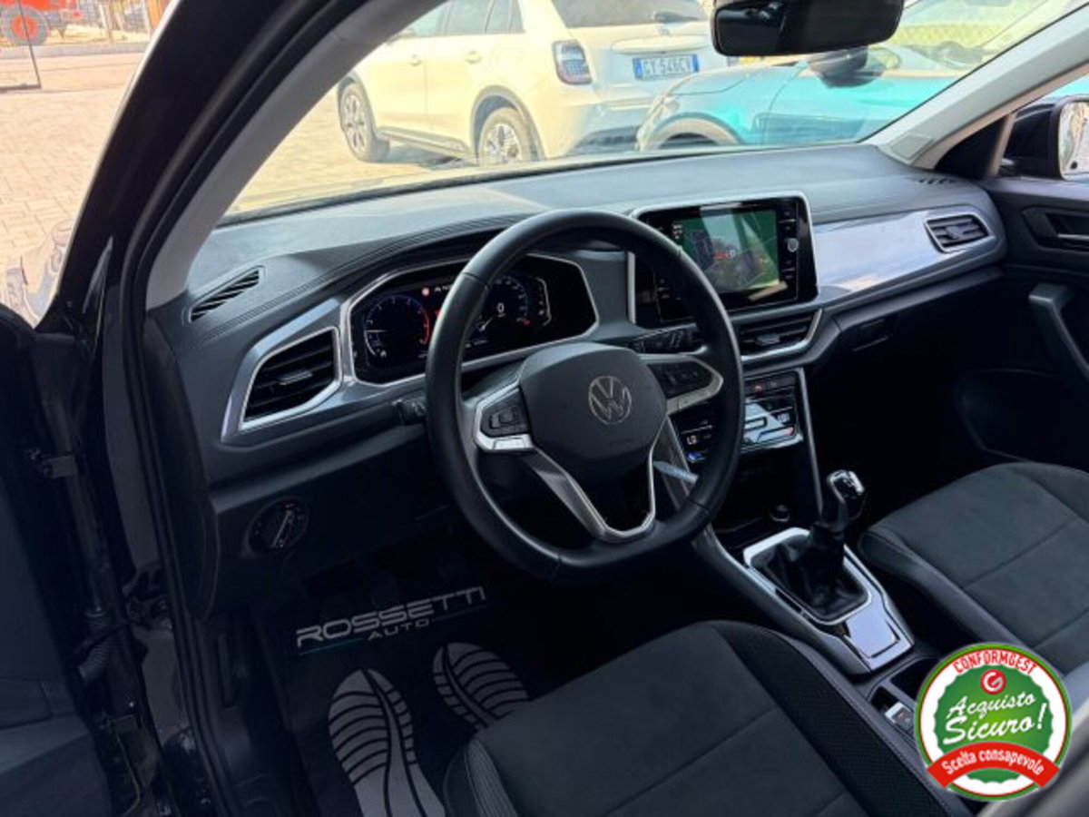 Volkswagen T-Roc 1.0 tsi Style 115cv (10)
