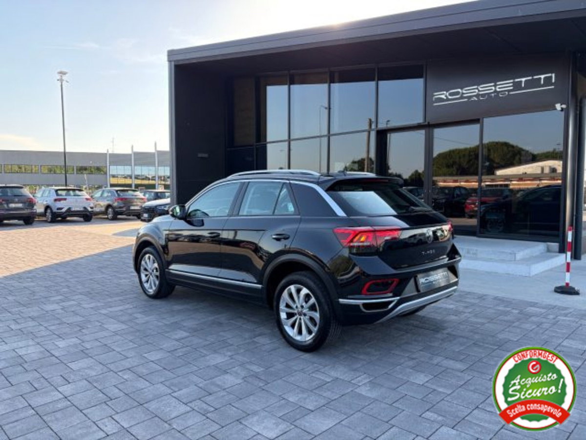 Volkswagen T-Roc 1.0 tsi Style 115cv (8)