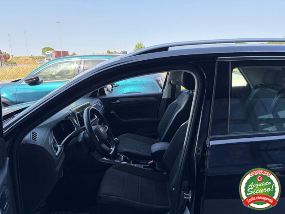 Volkswagen T-Roc 1.0 tsi Style 115cv (9)