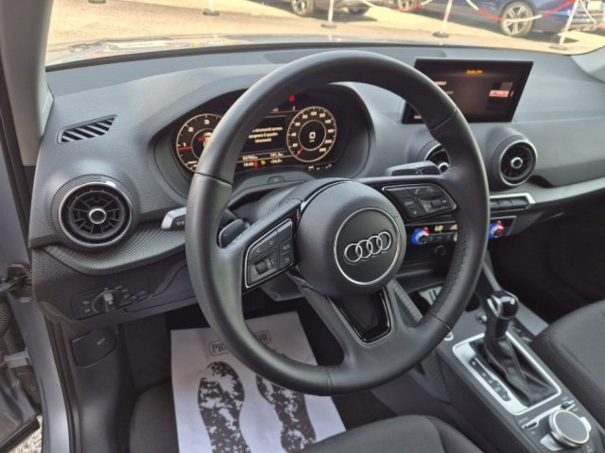 Audi Q2 Q2 30 TDI S tronic Identity Black (10)
