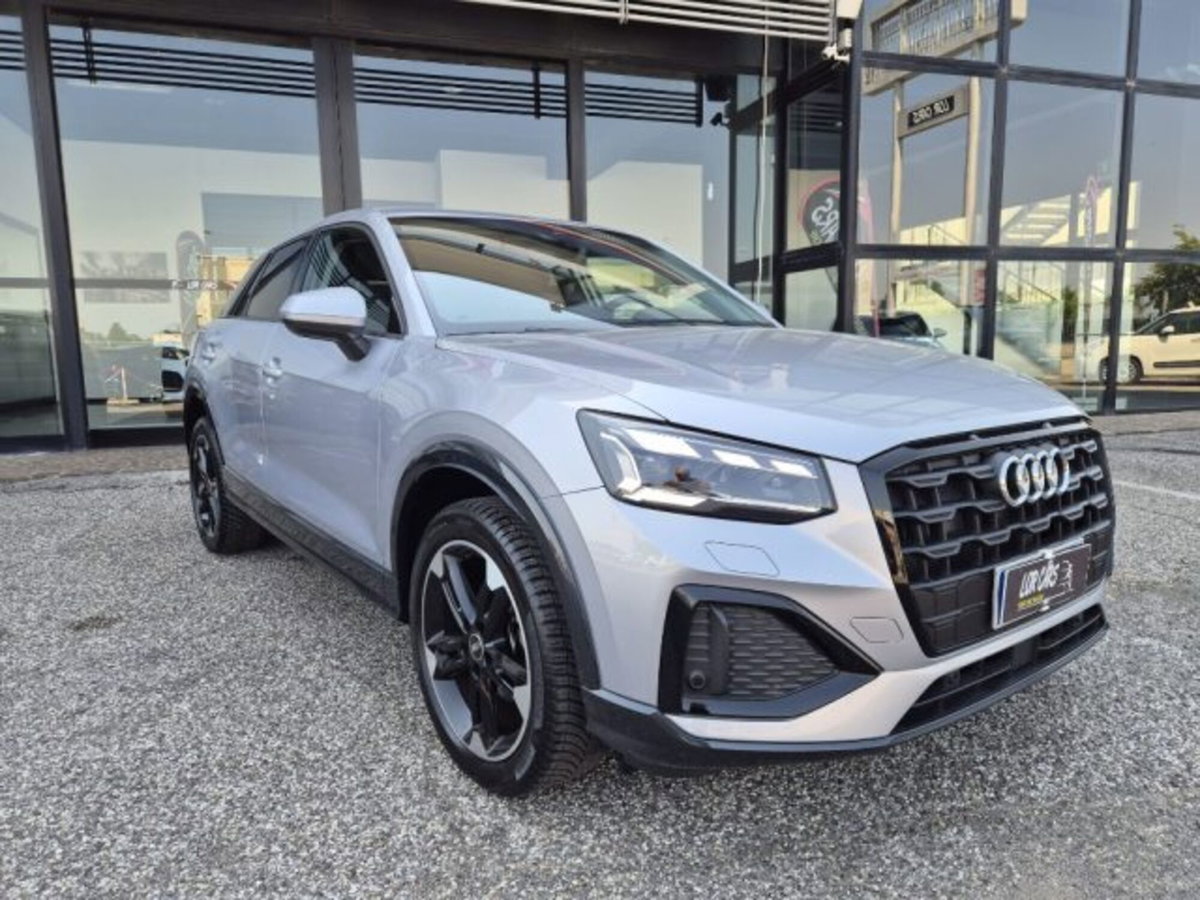 Audi Q2 Q2 30 TDI S tronic Identity Black (3)
