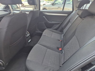 Skoda Octavia Station Wagon 1.6 TDI CR 105 CV Wagon Ambition (12)