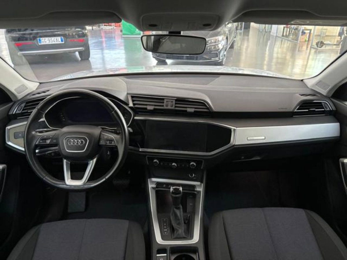 Audi Q3 35 TDI quattro S tronic Business Advanced (10)