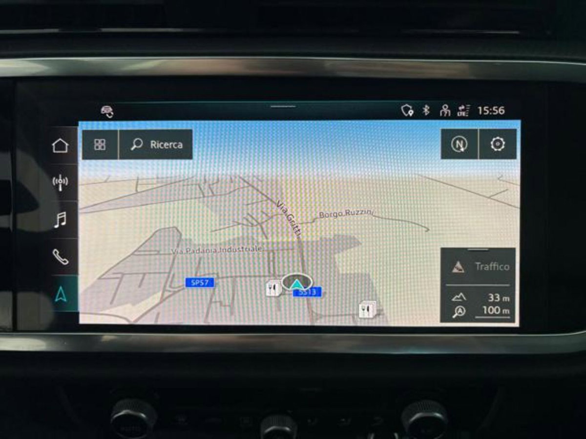 Audi Q3 35 TDI quattro S tronic Business Advanced (14)