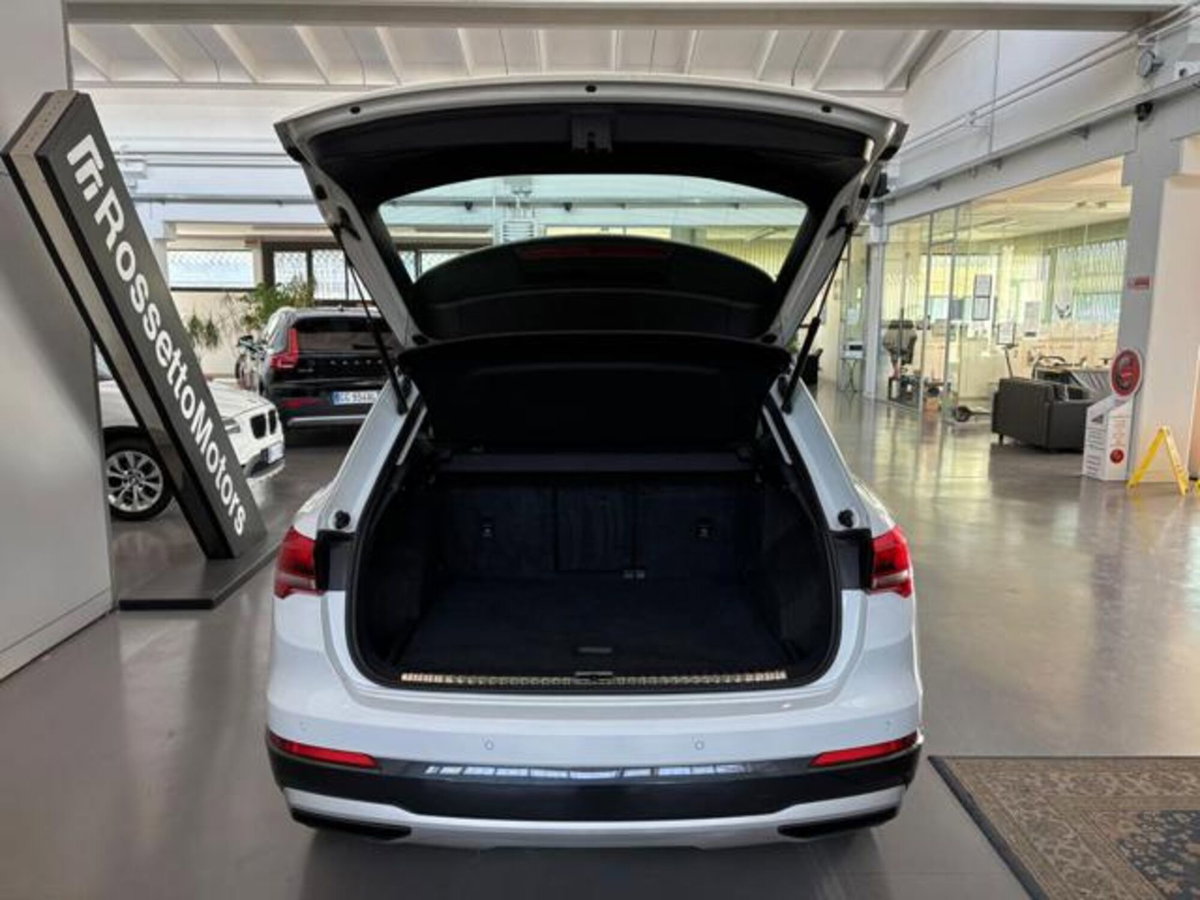 Audi Q3 35 TDI quattro S tronic Business Advanced (5)