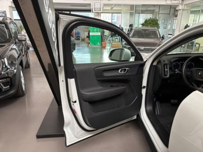 Volvo XC40 T2 Momentum Core (6)