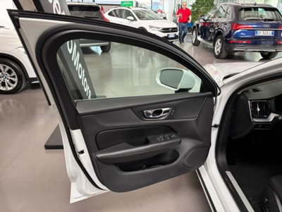 Volvo V60 B3 Geartronic Momentum Business Pro (14)