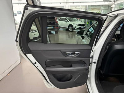 Volvo V60 B3 Geartronic Momentum Business Pro (16)