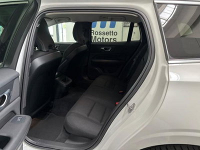 Volvo V60 B3 Geartronic Momentum Business Pro (17)