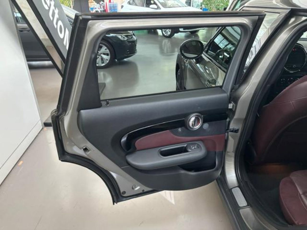 MINI Mini Clubman 2.0 Cooper SD Clubman ALL4 (12)