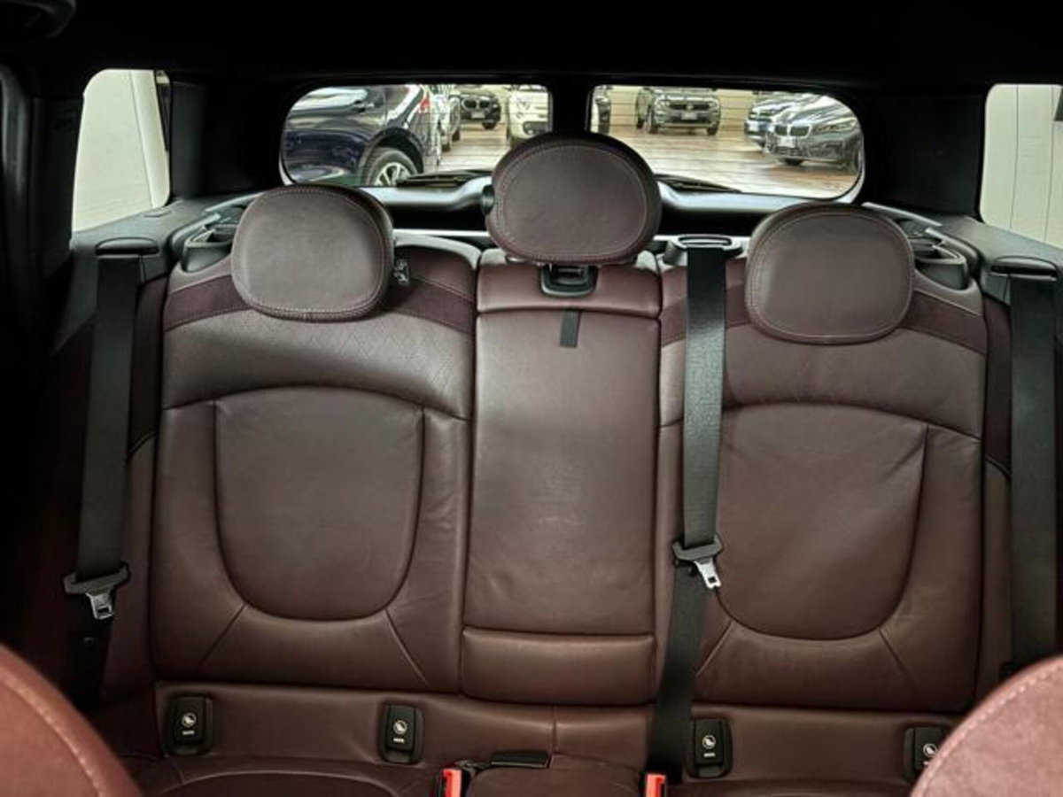 MINI Mini Clubman 2.0 Cooper SD Clubman ALL4 (14)