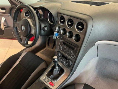 Alfa Romeo Brera 2.2 JTS (15)