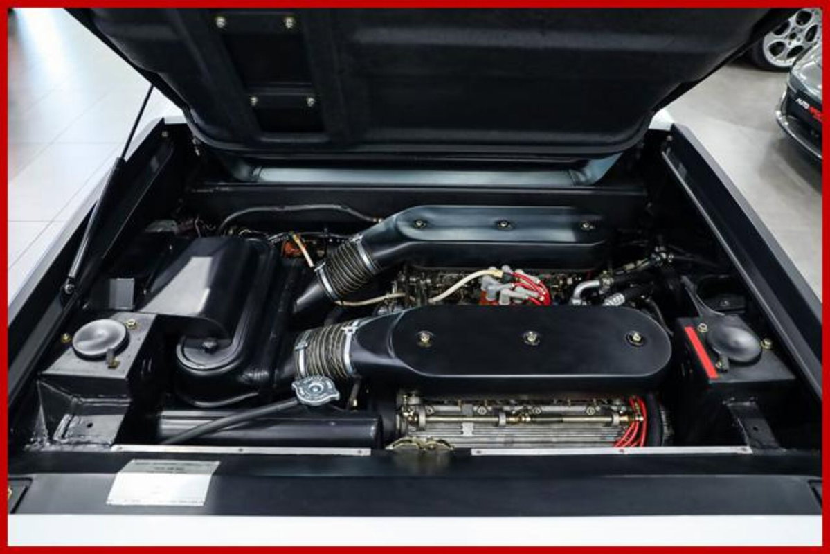 Lamborghini Jalpa 350 GTS (15)