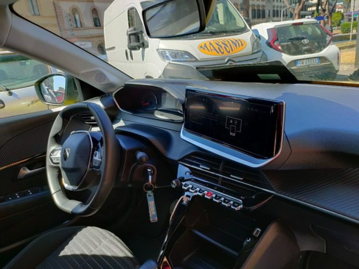 Peugeot 208 1.2 puretech Active s&s 75cv (14)
