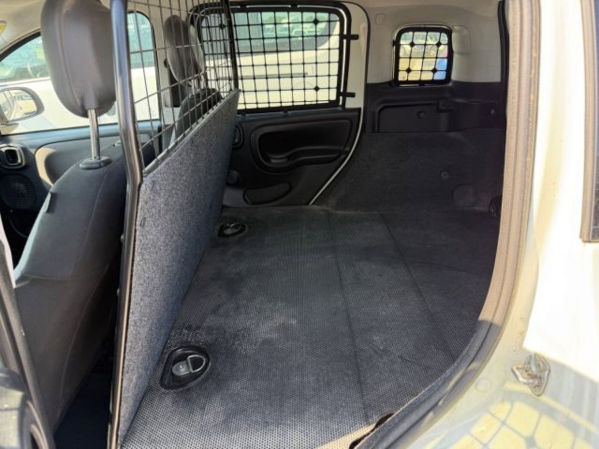 Fiat Panda 0.9 TwinAir Turbo Natural Power Pop Van 2 posti (12)