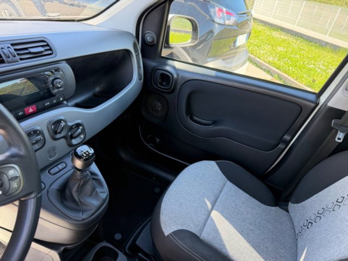 Fiat Panda 0.9 TwinAir Turbo Natural Power Lounge (11)