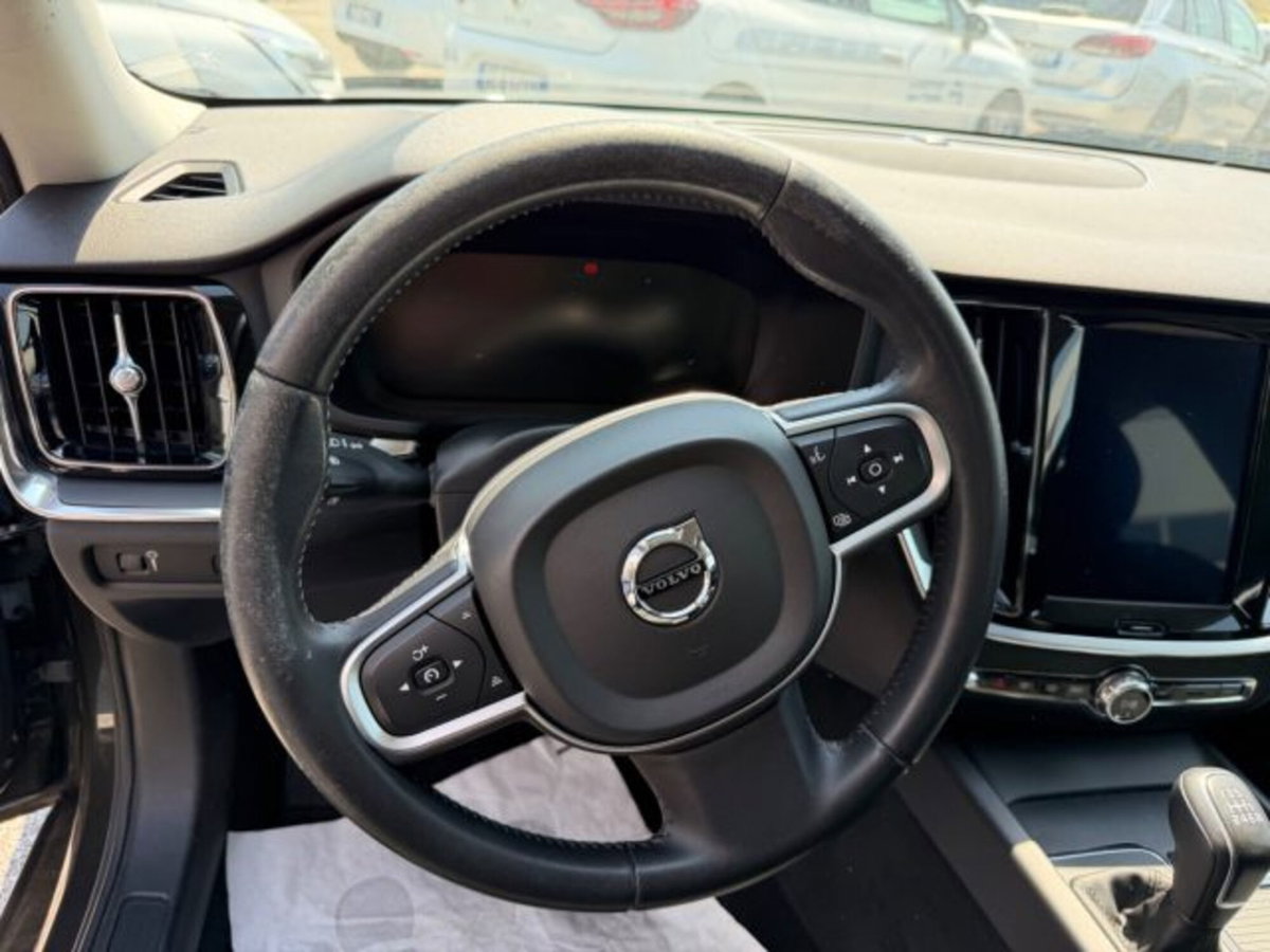 Volvo V60 D3 Momentum Business (10)