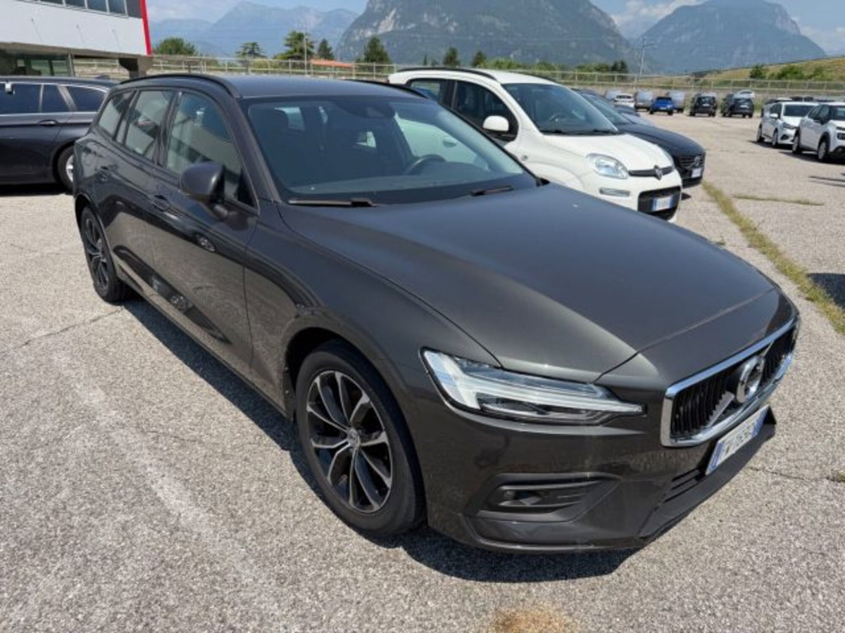 Volvo V60 D3 Momentum Business (3)