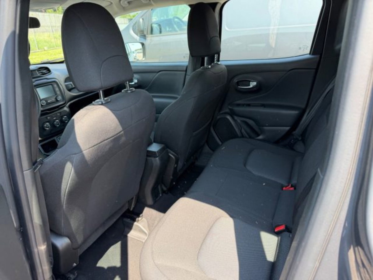 Jeep Renegade 1.6 Mjt 130 CV Longitude (12)