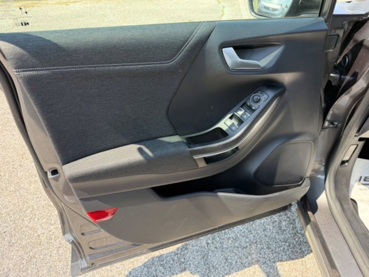 Ford Puma 1.0 EcoBoost Hybrid 125 CV S&S aut. Titanium Design (7)