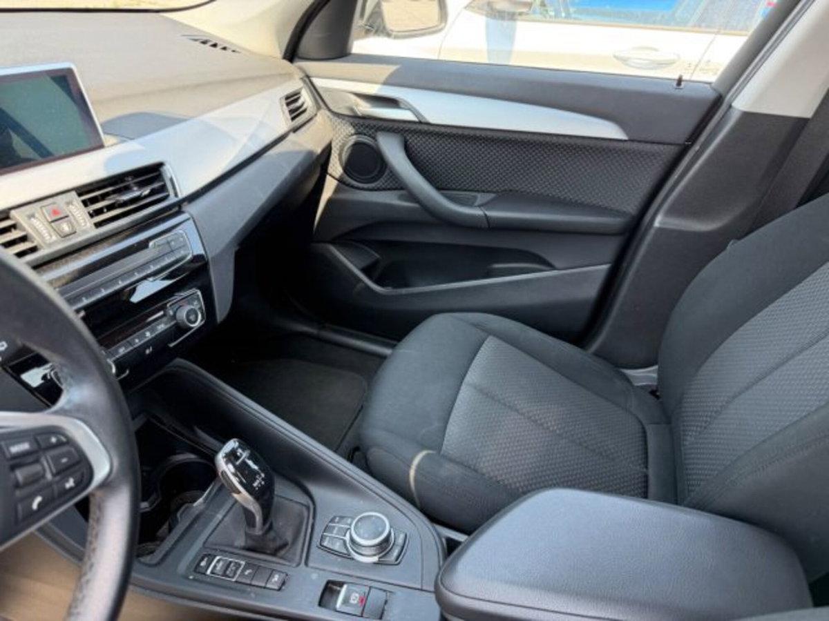 BMW X1 xDrive20d Business Advantage (11)