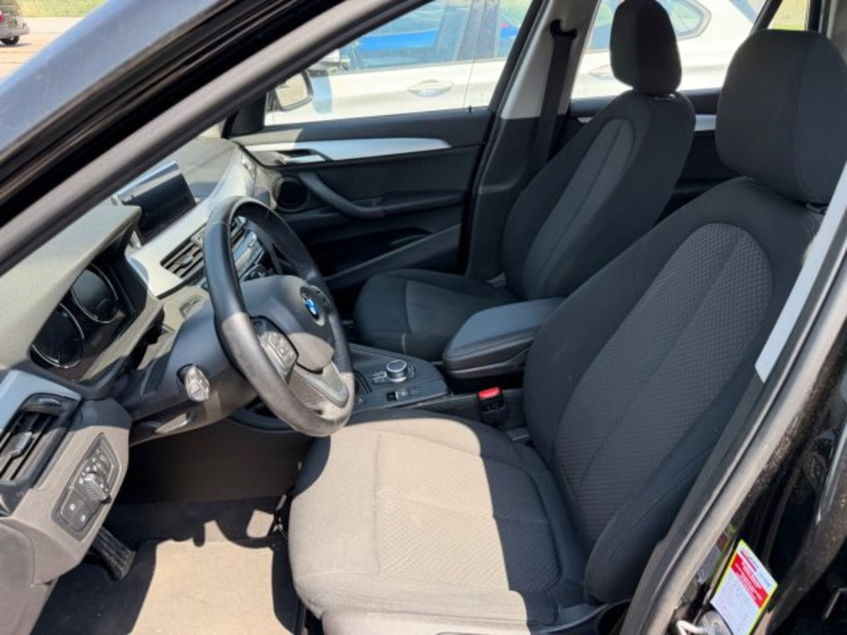 BMW X1 xDrive20d Business Advantage (8)