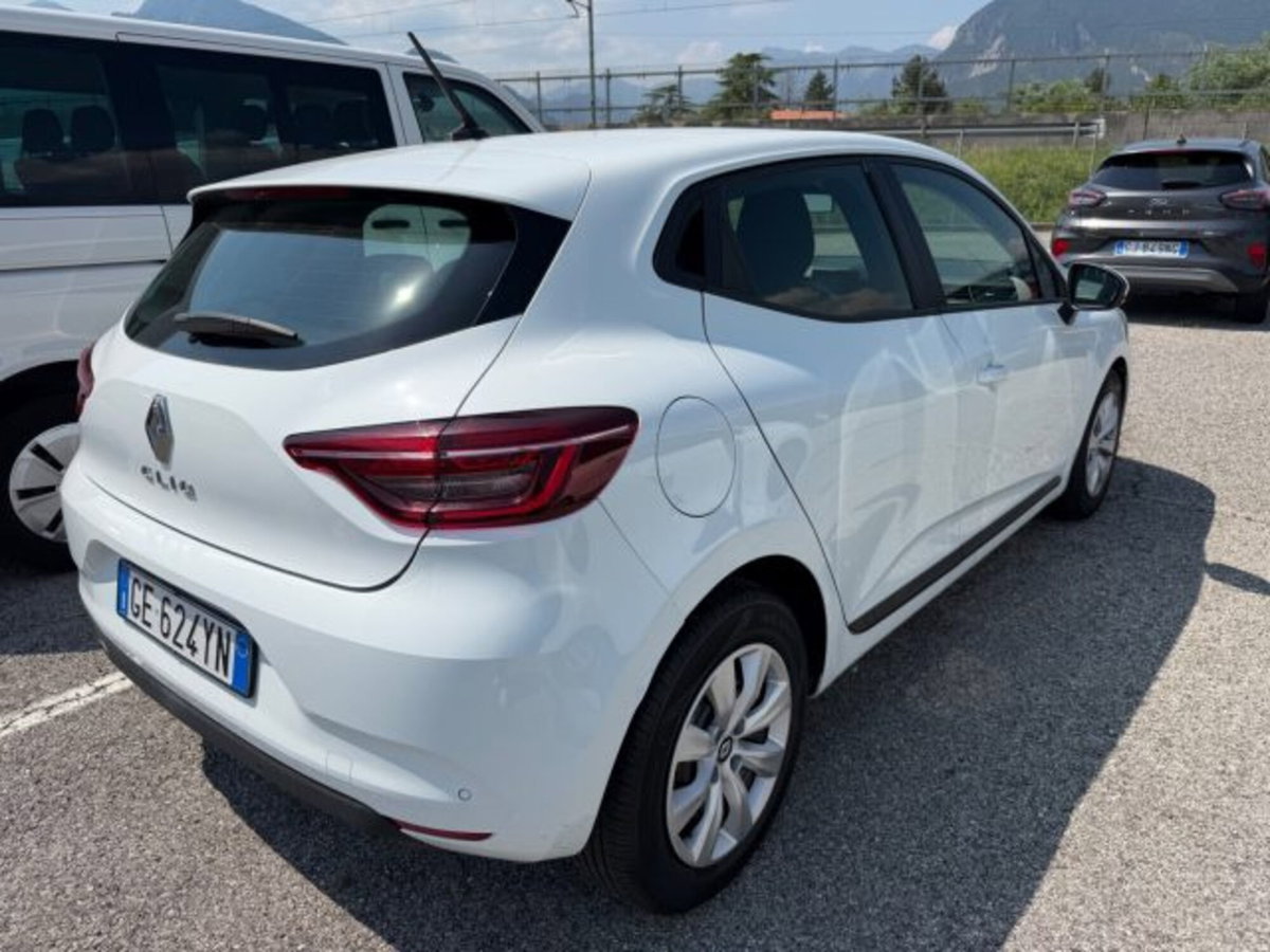 Renault Clio Blue dCi 85 CV 5 porte Business (4)