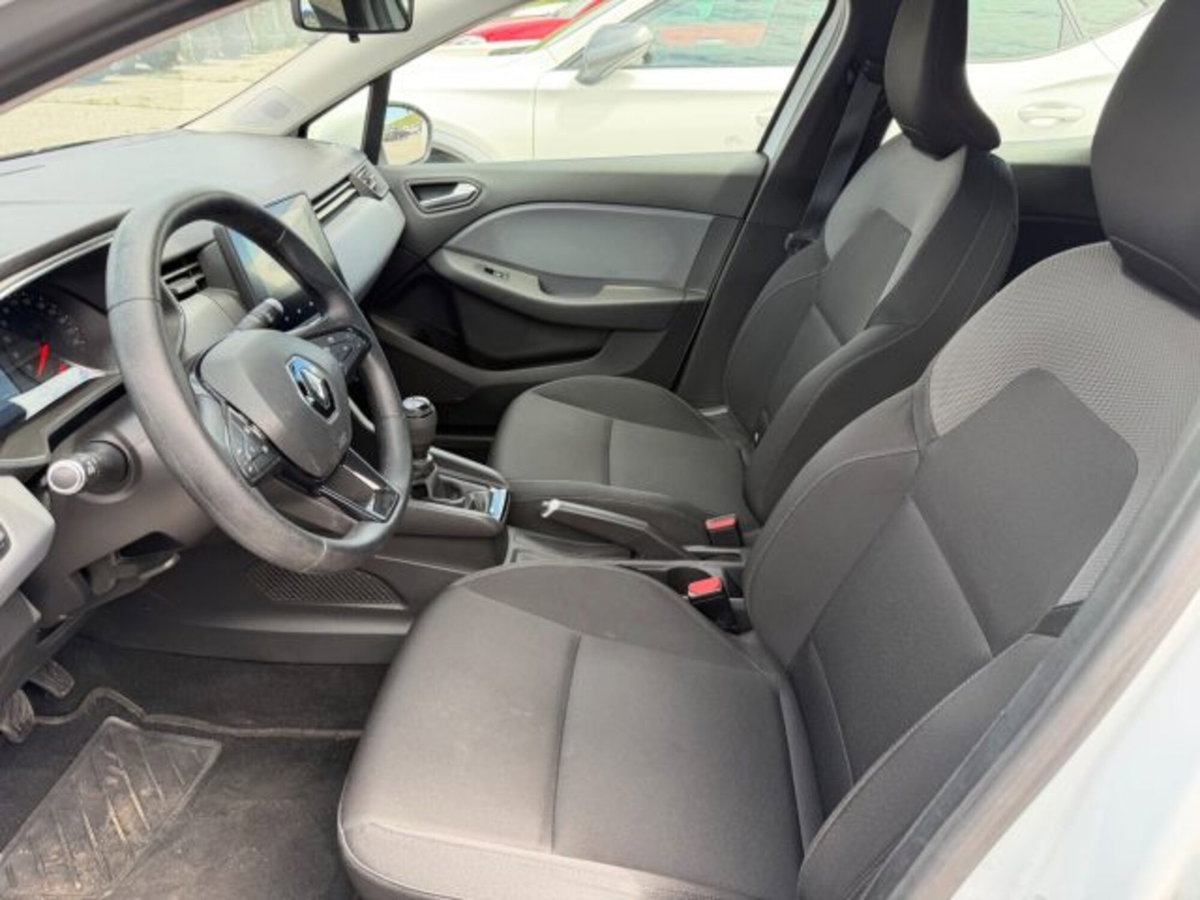 Renault Clio Blue dCi 85 CV 5 porte Business (8)