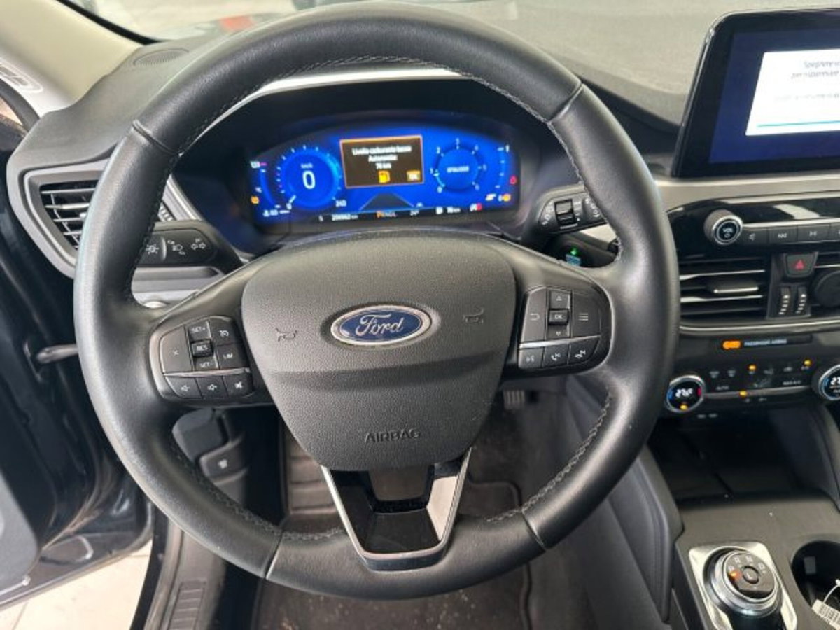 Ford Kuga 1.5 EcoBlue 120 CV 2WD Titanium (10)