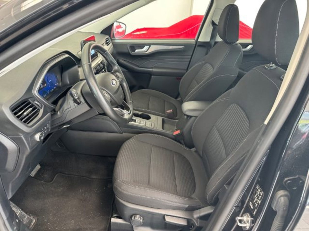 Ford Kuga 1.5 EcoBlue 120 CV 2WD Titanium (9)