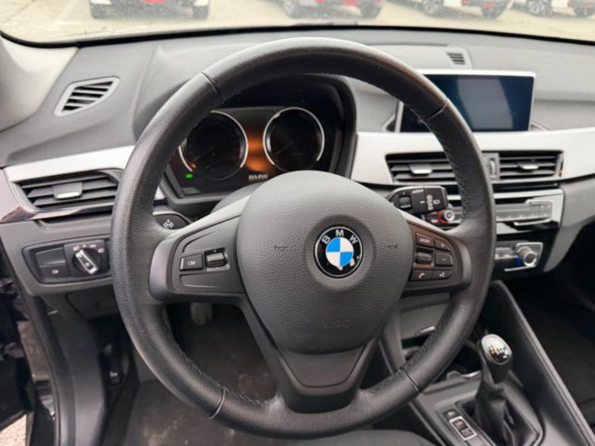 BMW X1 sDrive16d (10)