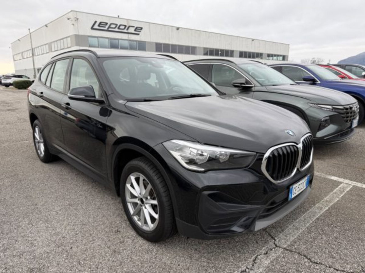 BMW X1 sDrive16d (3)