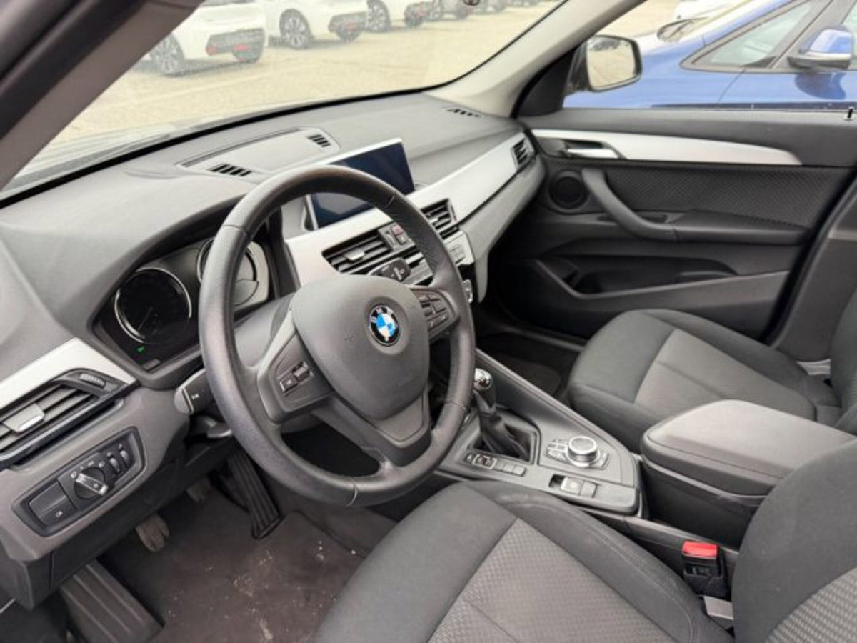 BMW X1 sDrive16d (9)