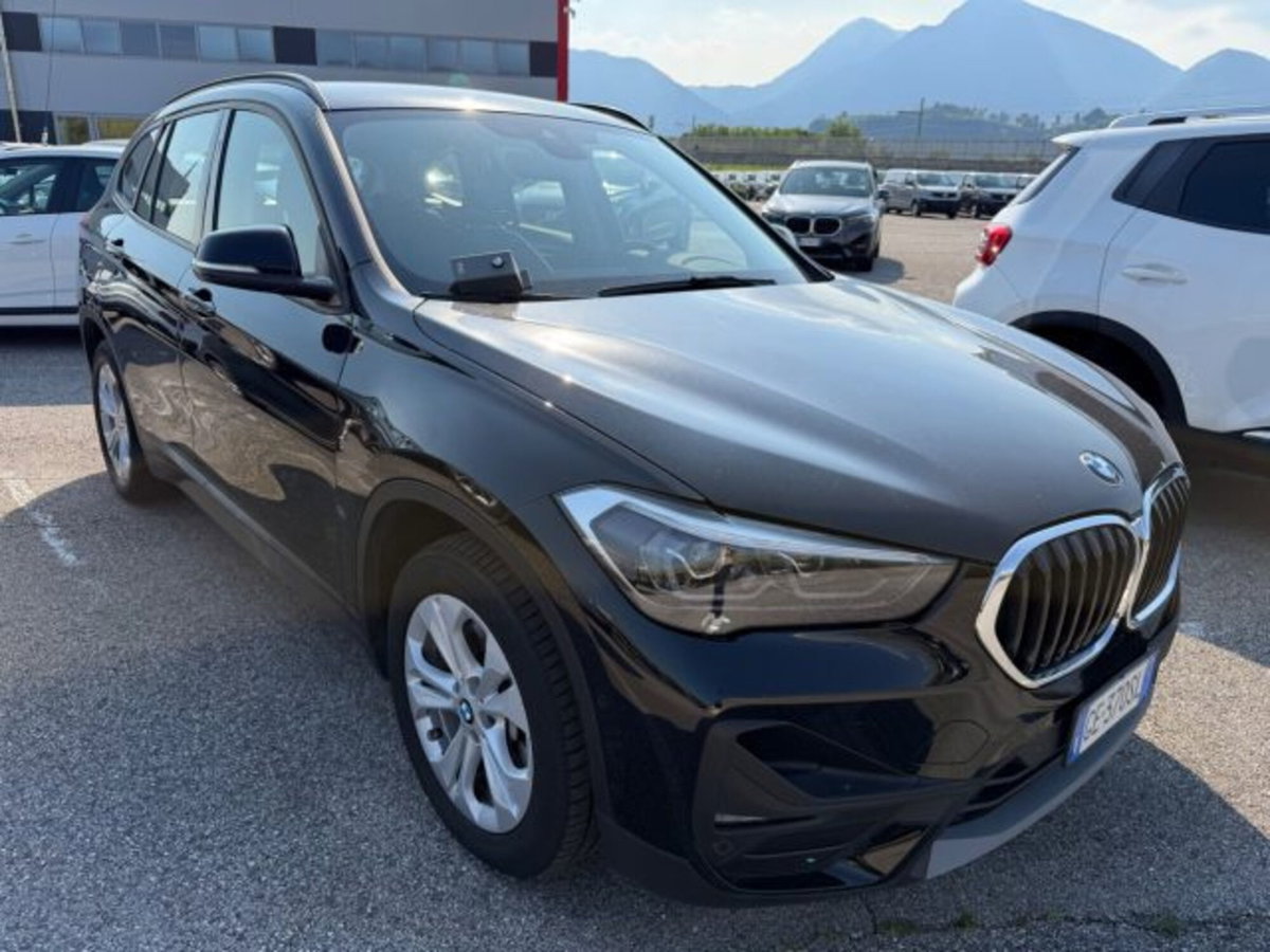 BMW X1 xDrive25e Business Advantage (3)