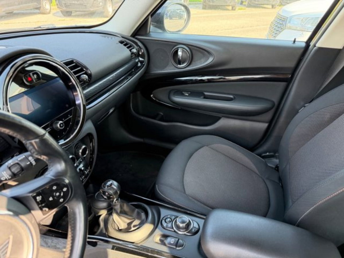 MINI Mini Clubman 1.5 One D Classic Clubman (11)